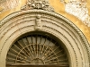 a-door-in-pisa