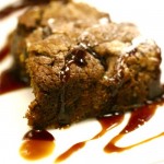 drop cake with caramel sauce